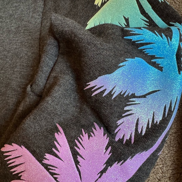 PINK Victoria's Secret Gray Palm Tree Set NWT (leggings missing tag) - Picture 4 of 4